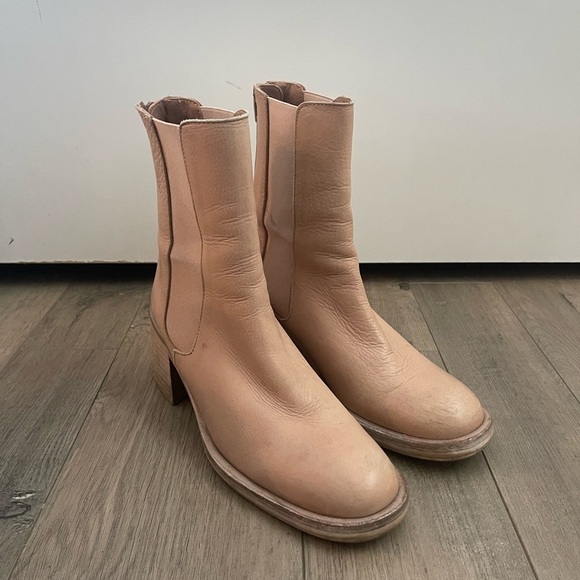 Free People Essential Chelsea Boot Sandy Beige - 7 - Picture 5 of 11
